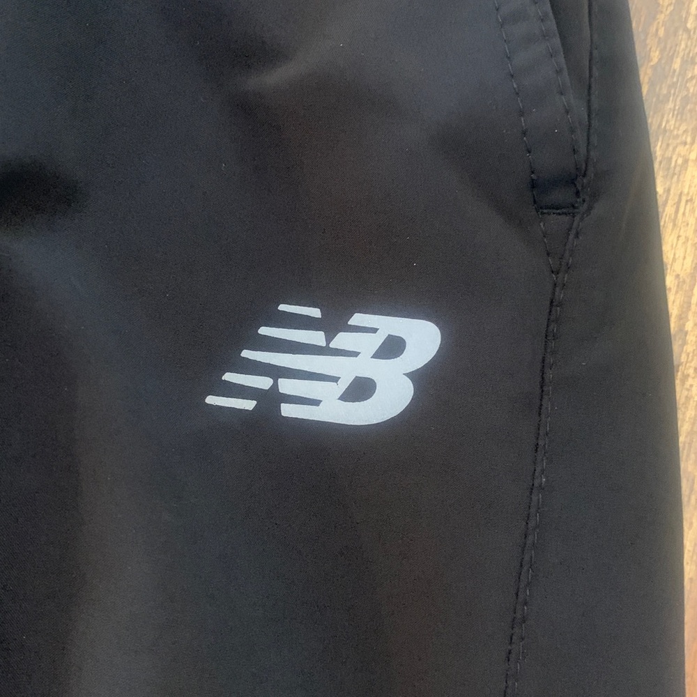 New Balance men’s joggers. Medium. - Picture 2 of 15